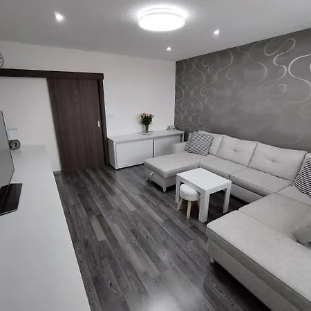 Prievidza Home Apartmán *